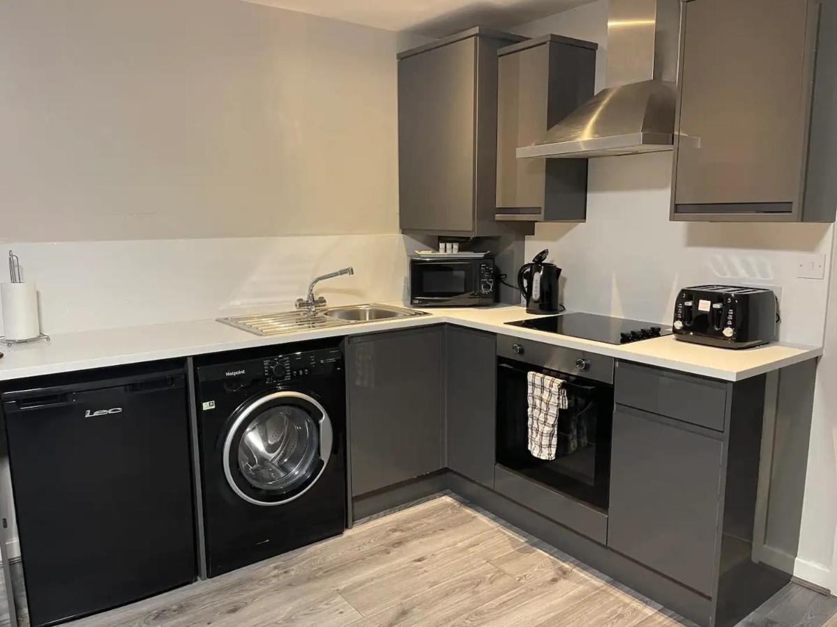 Hosted By Ryan - 2 Bedroom Apartment 利物浦 外观 照片